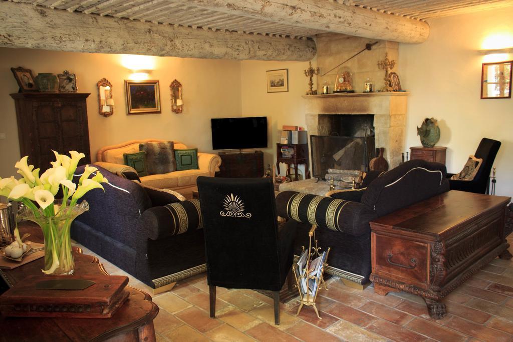 Les Carmes And Spa Le Thor Zewnętrze zdjęcie